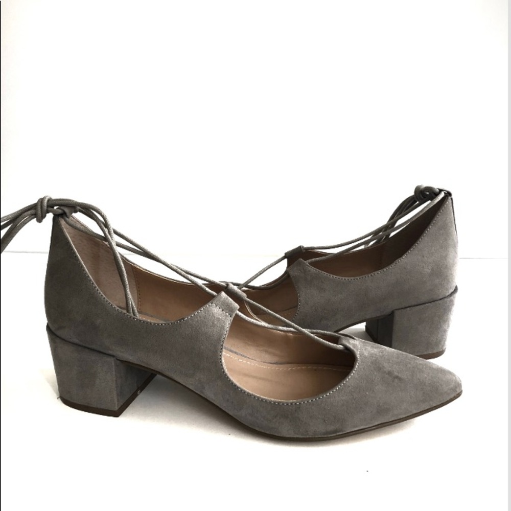 Charles by Charles David Winnie Ghillie Pump Grey